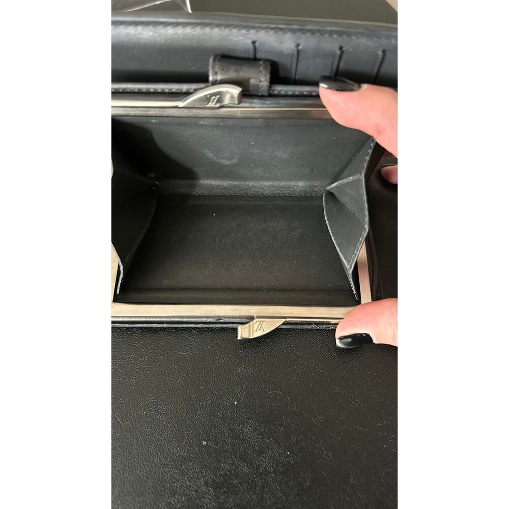 Louis Vuitton mat monogram wallet - Picture 4 of 6